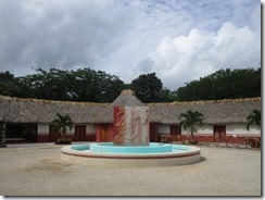 2015.07.03 c X-Cenote Kekenb- Dzitnup, Yucatan, Mexico (2) (640x480)